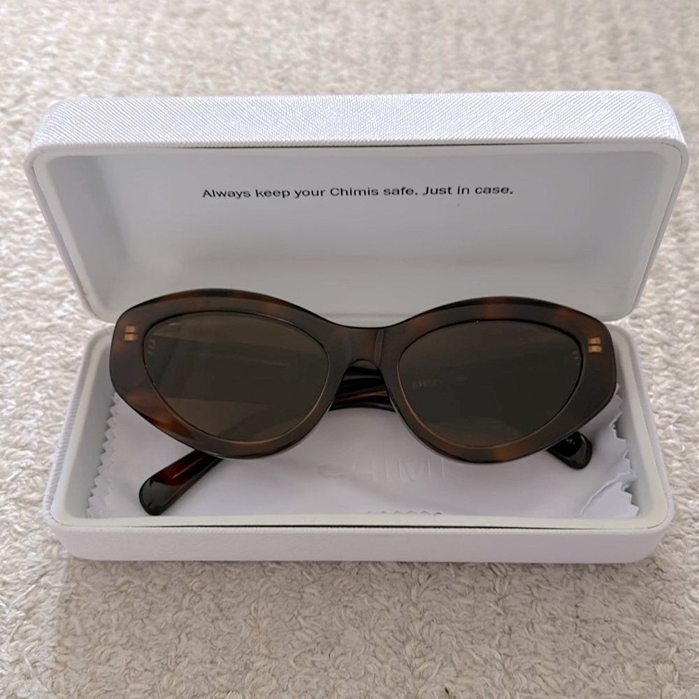 Chimi 09 in tortoise
